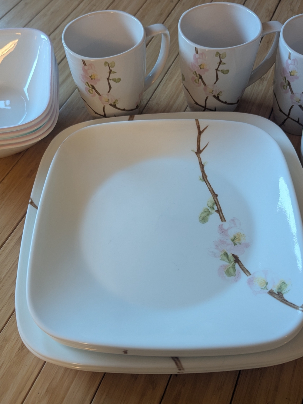Corelle Cherry Blossom 16 Pc Dinner Set